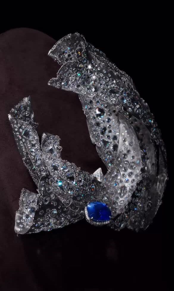 Broche Ulysses de Elsa Jin