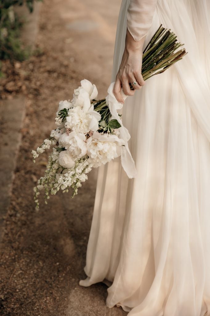 Ramo de novia de tallo largo