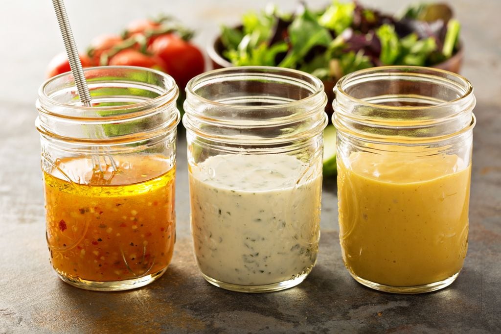 Distintos aderezos para ensaladas
