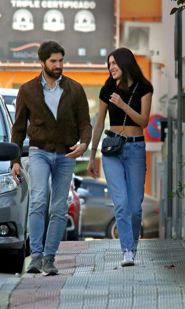 Hola 4139. Cayetano Rivera y Lucía Rivera en Sevilla.