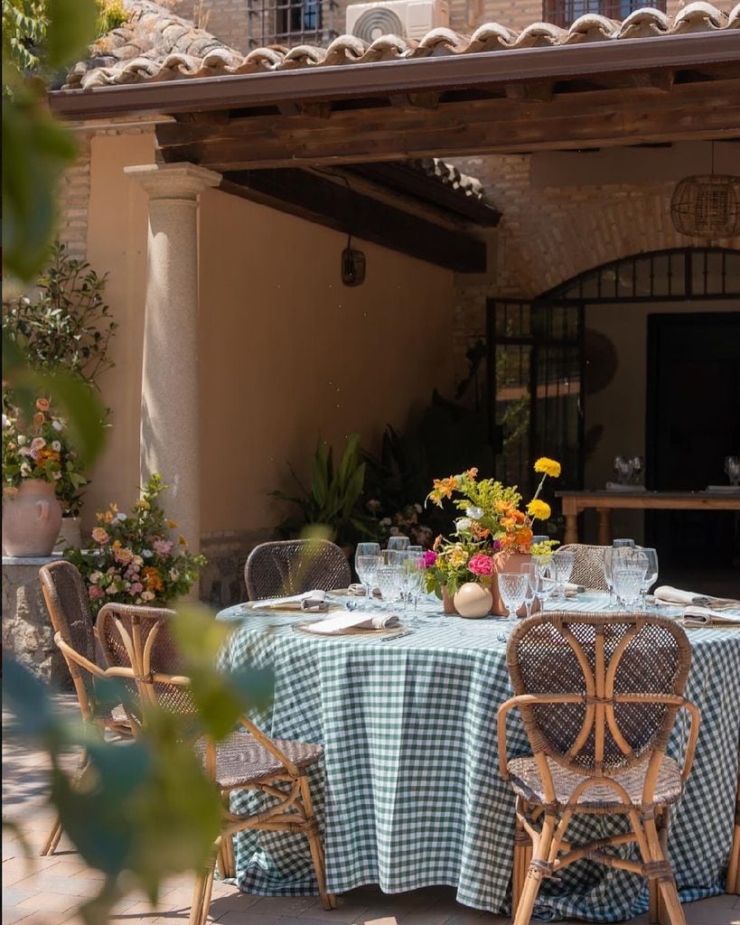 Decoración de bodas con estampado vichy verde banquete