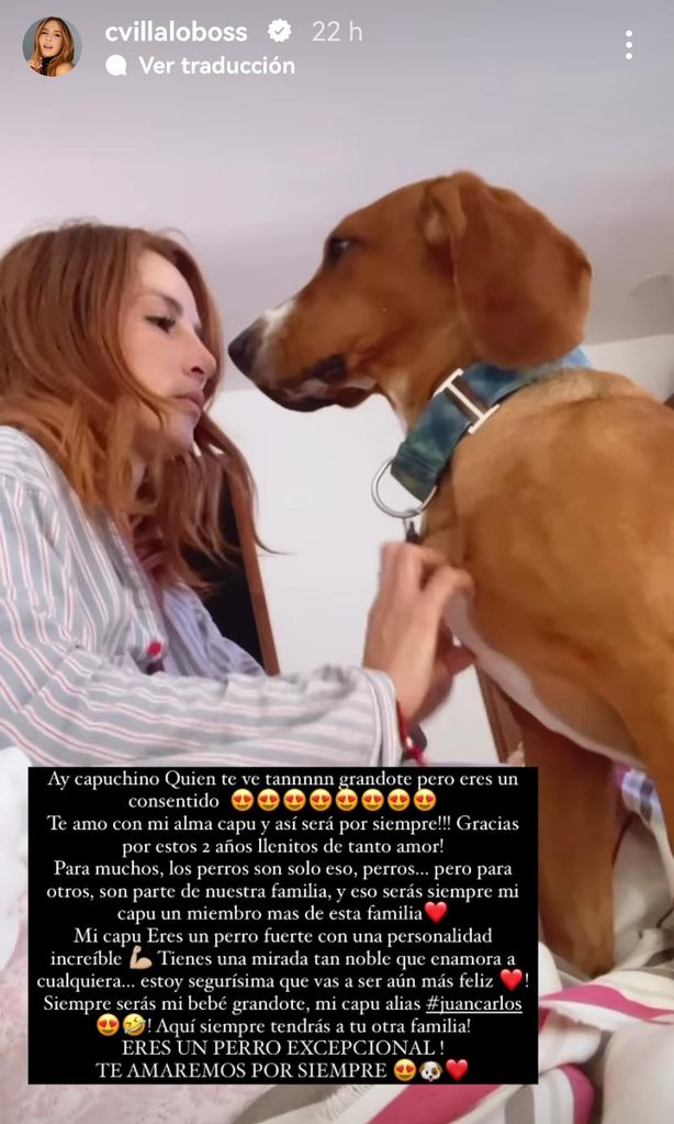 Carmen Villalobos y perro Capuchino