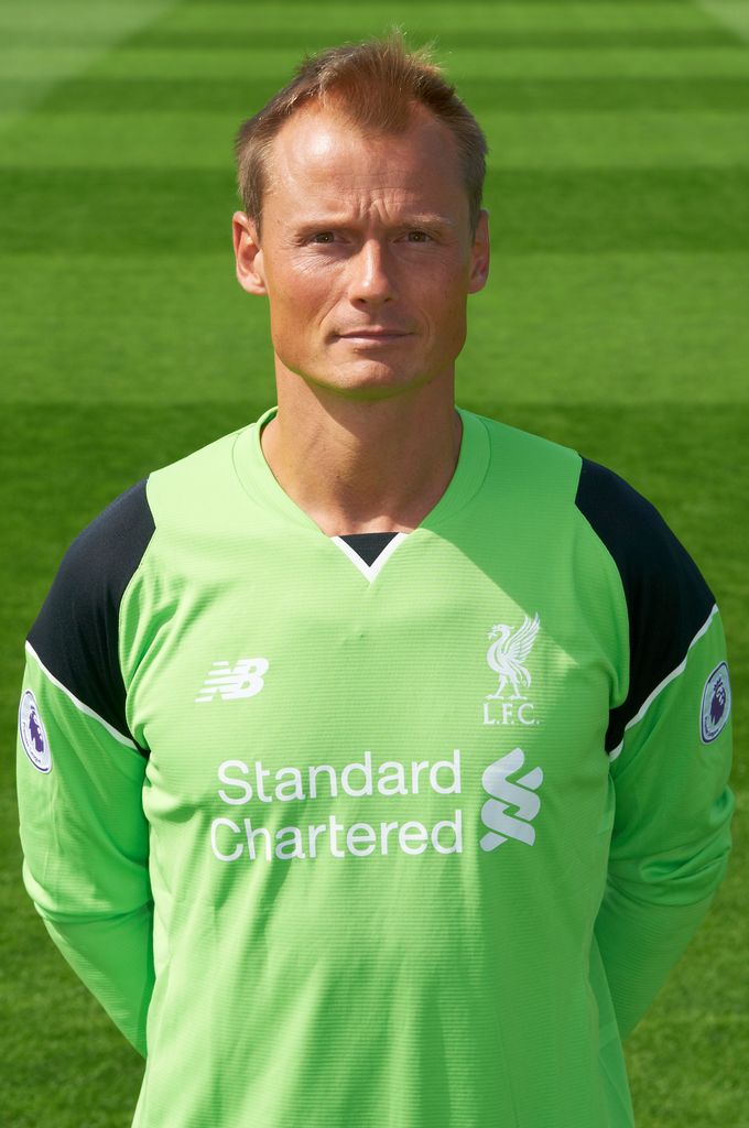 Alex Manninger para el Liverpool CF