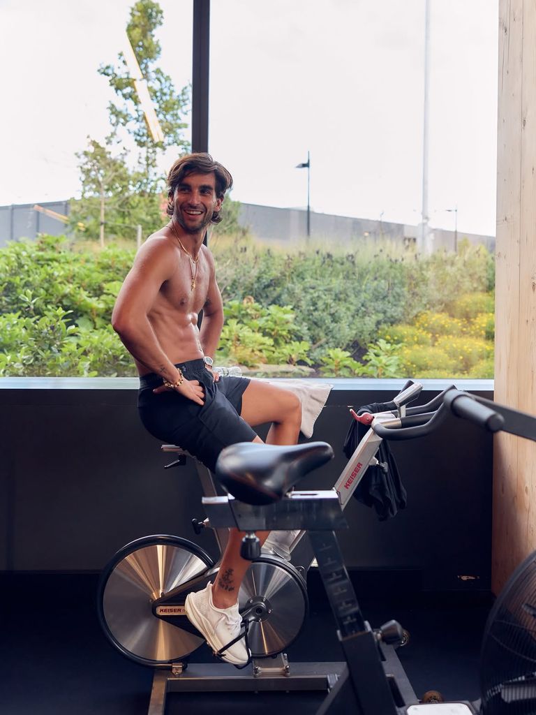 Ferran hace mucho ejercicio y así se mantiene en plena forma