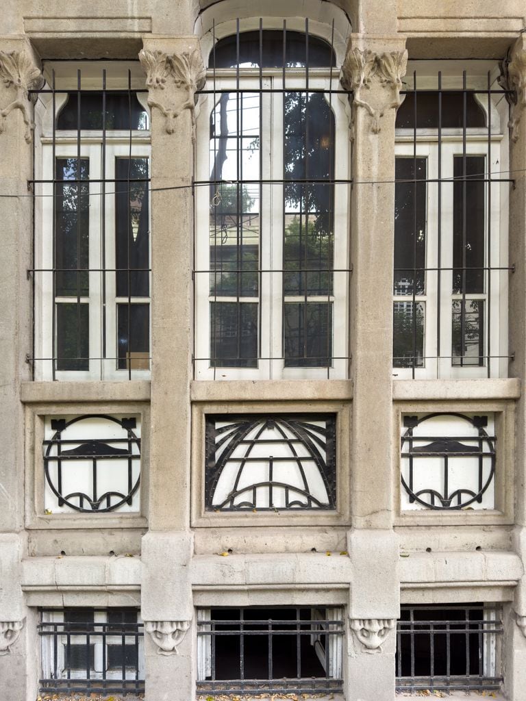 En los alrededores de Andaz México City Condesa encontrarás magníficas fachada, distintivas de la arquitectura y diseño de la zona Condesa-Roma.