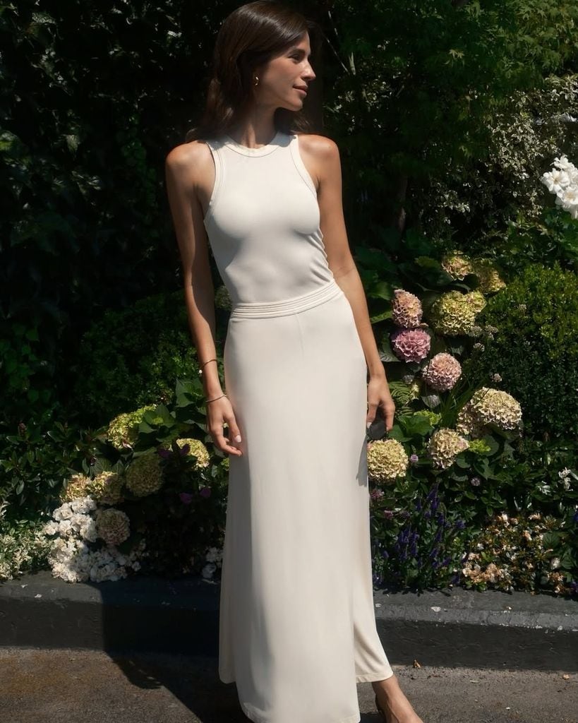 sandra gago con look blanco en wimbledon 2025