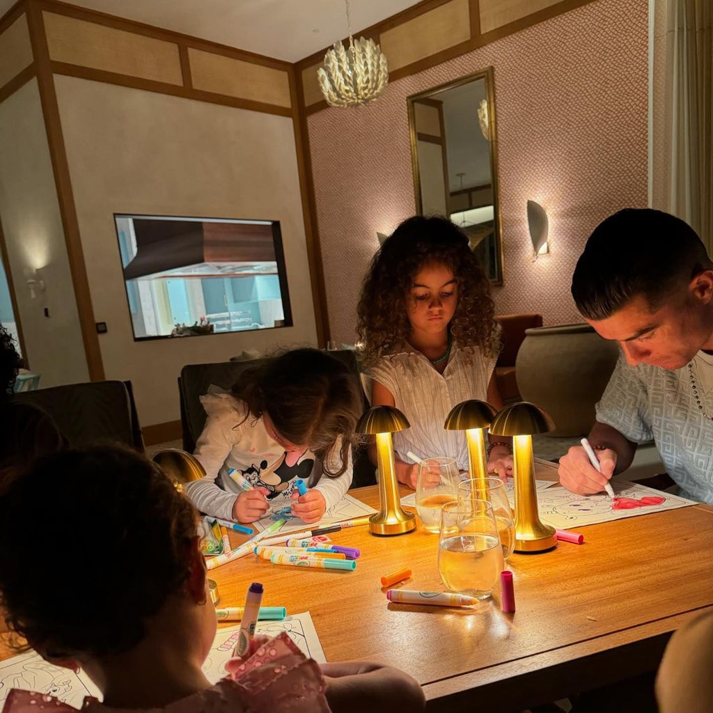 cristiano ronaldo y sus hijos