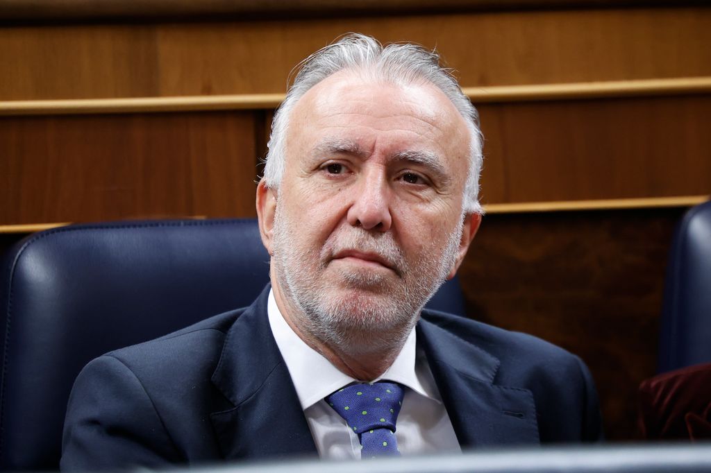 Ángel Víctor Torres durante una sesión en el Congreso de los Diputados