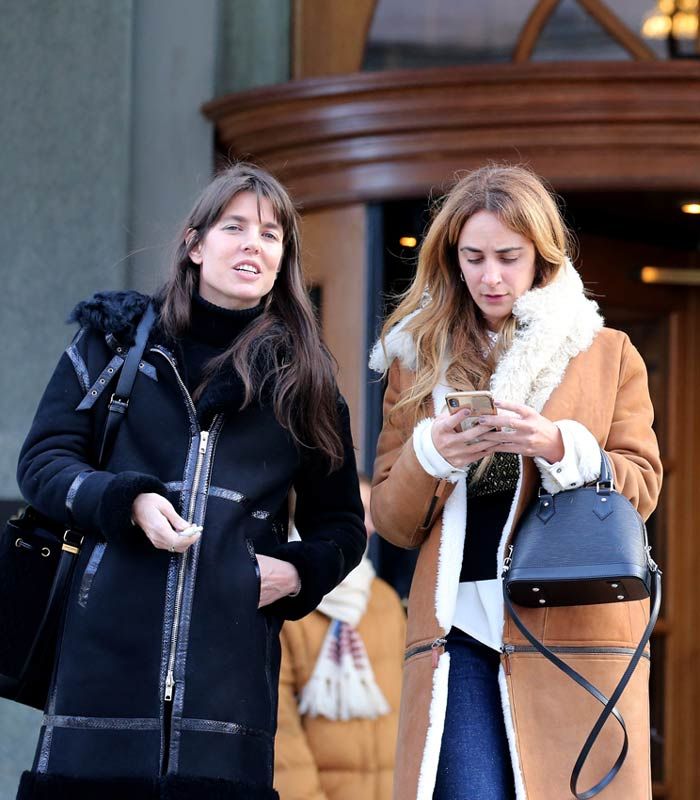 Carlota Casiraghi, con una amiga en St. Moritz