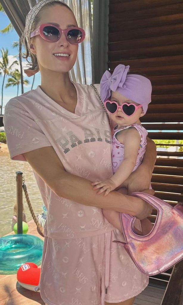Paris Hilton y sus hijos