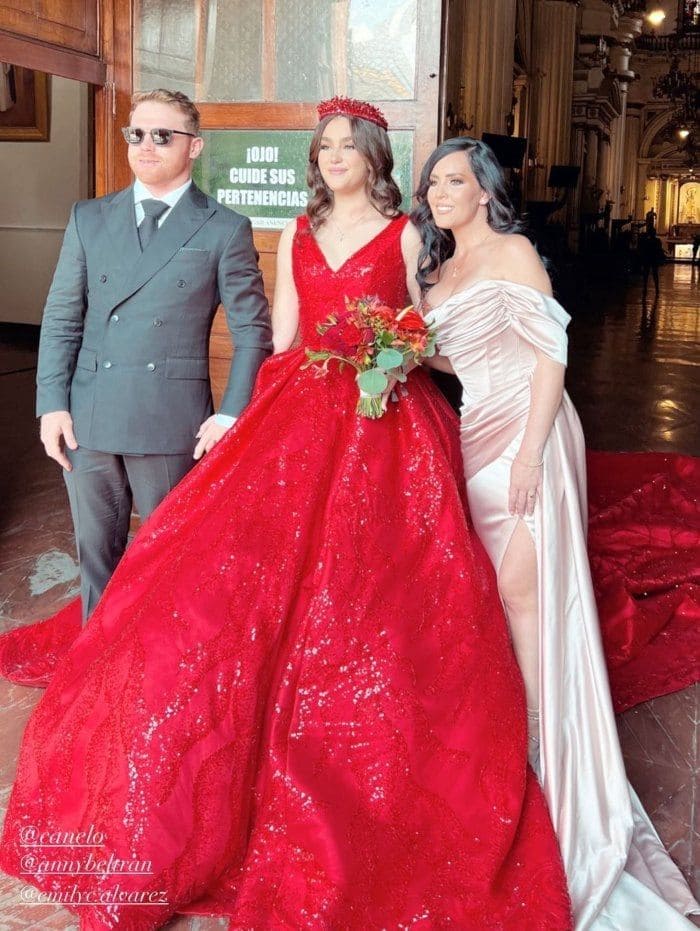 Canelo Alvarez y su hija Emily en sus 15 años