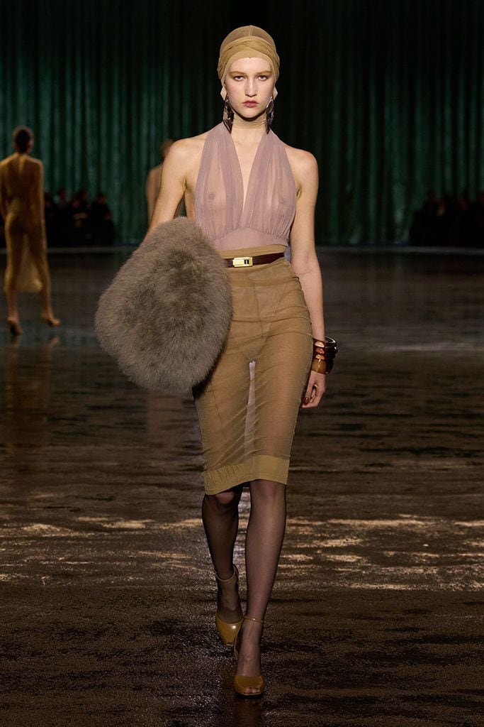 yves saint laurent desfile otono invierno 2024036a