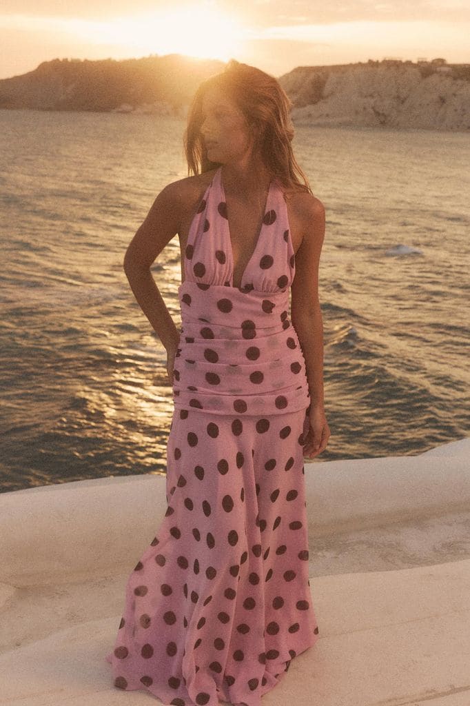 Vestido de lunares de Zara