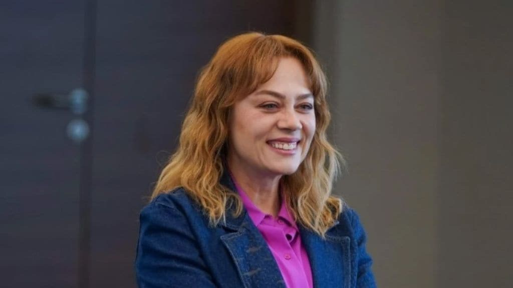 Demet Evgar da vida a Bahar en 'Renacer'