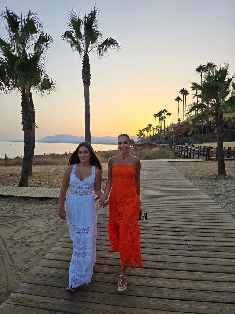 Paula Echevarría y Daniella Bustamante el pasado verano en Marbella