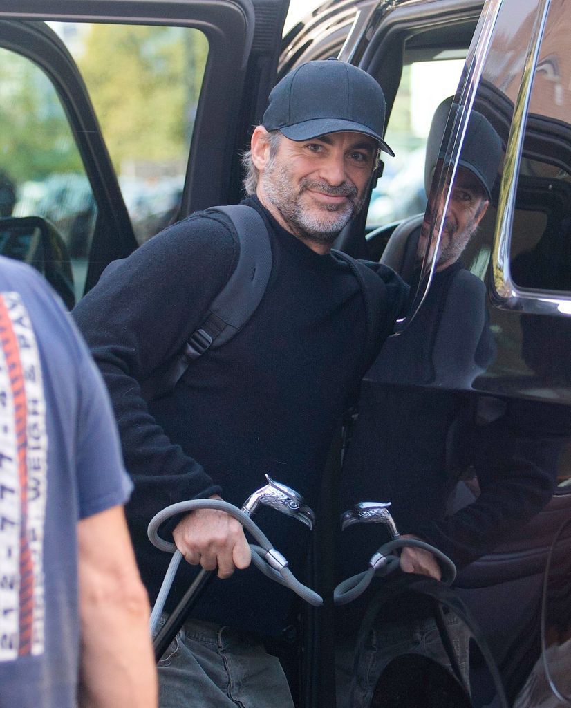 Jennifer Aniston y su novio Jim Curtis fueron vistos saliendo de su hotel en Nueva York en septiembre