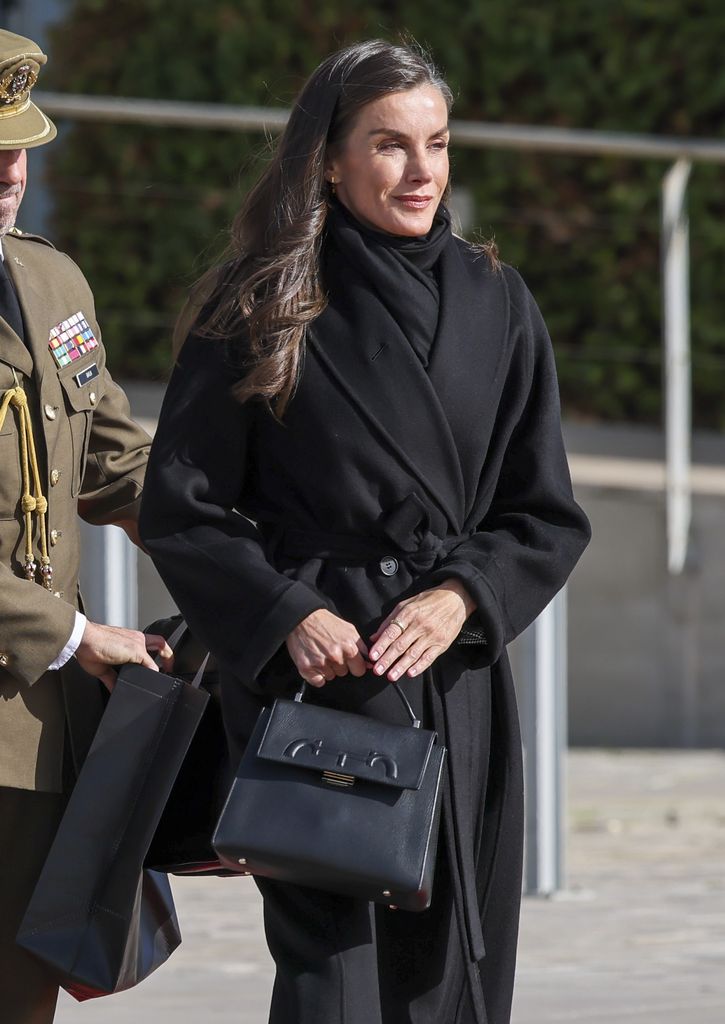 Los reyes de España, Felipe VI y Letizia, rumbo a su viaje oficial a China.