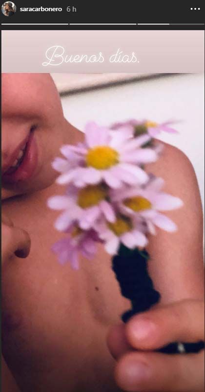 Sara Carbonero da la bienvenida al 'nuevo curso' con optimismo y un bello regalo