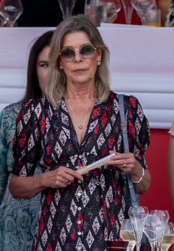 Carolina de Mónaco y sus hijas Carlota y Alejandra en la hípica de Montecarlo
