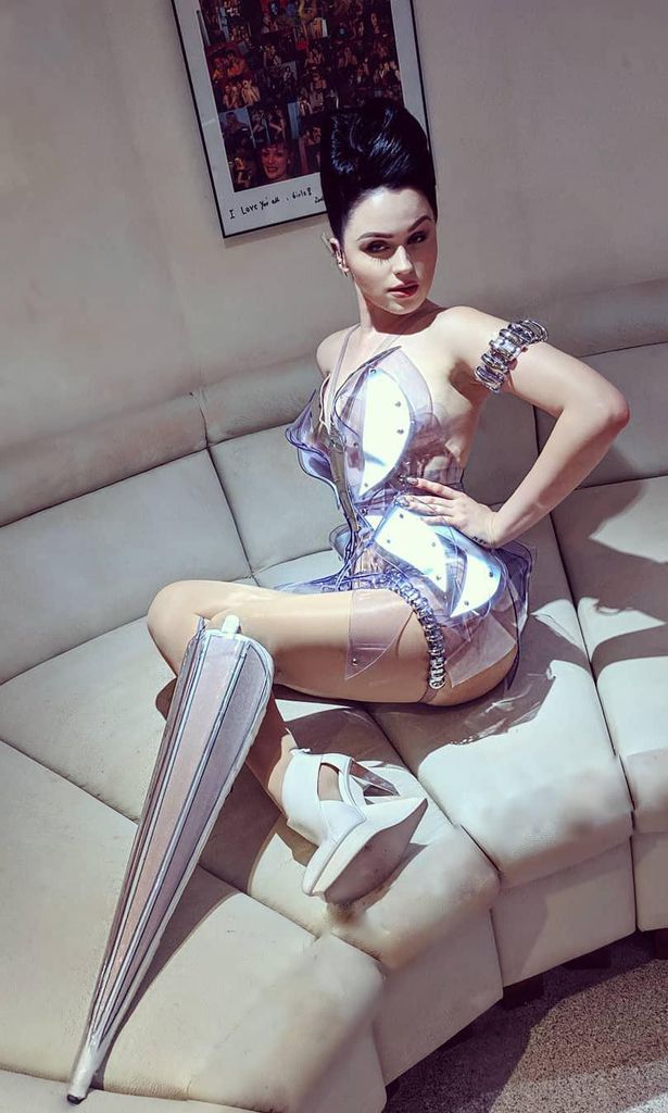 viktoria modesta
