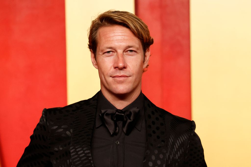 Hemos podido ver a Luke Bracey en títulos como Elvis, Hasta el último hombre o Los dos amores de mi vida.
