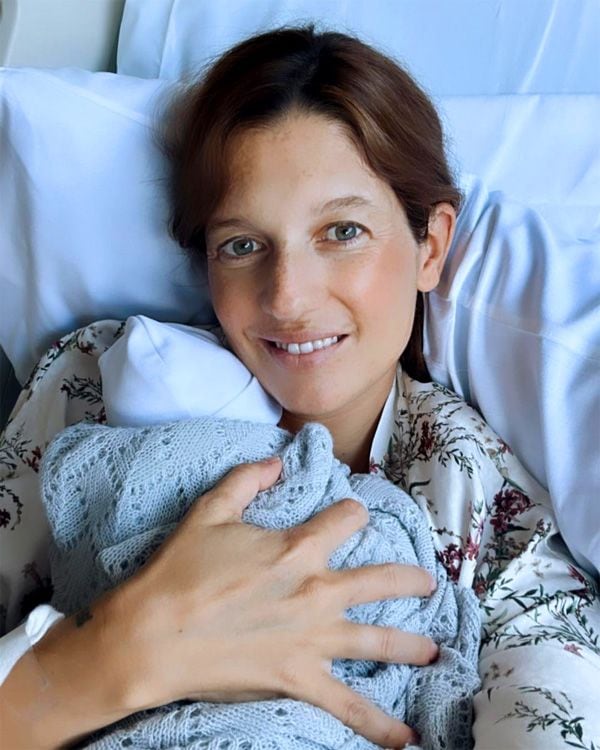 Casilda Finat con su bebé