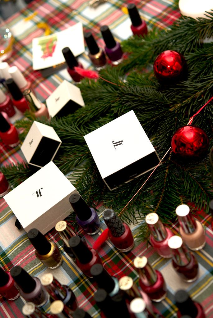 Los colores tendencia para las uñas estas Navidades