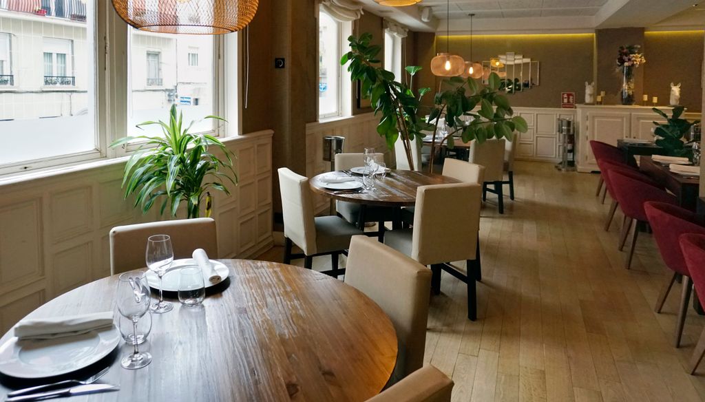 La sala de Allégorie es luminosa y muy acogedora.                    