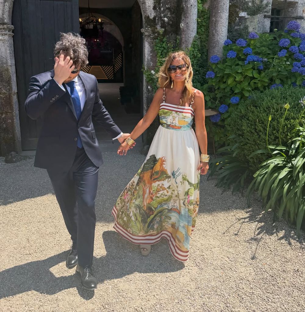 Marta junto a su pareja en la boda