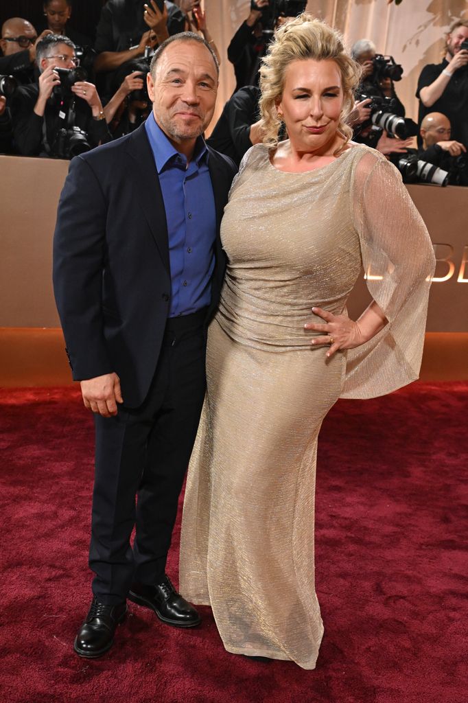 Stephen Graham y Hannah Walters