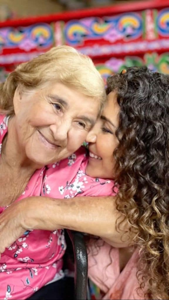 Vica Andrade y su mamá