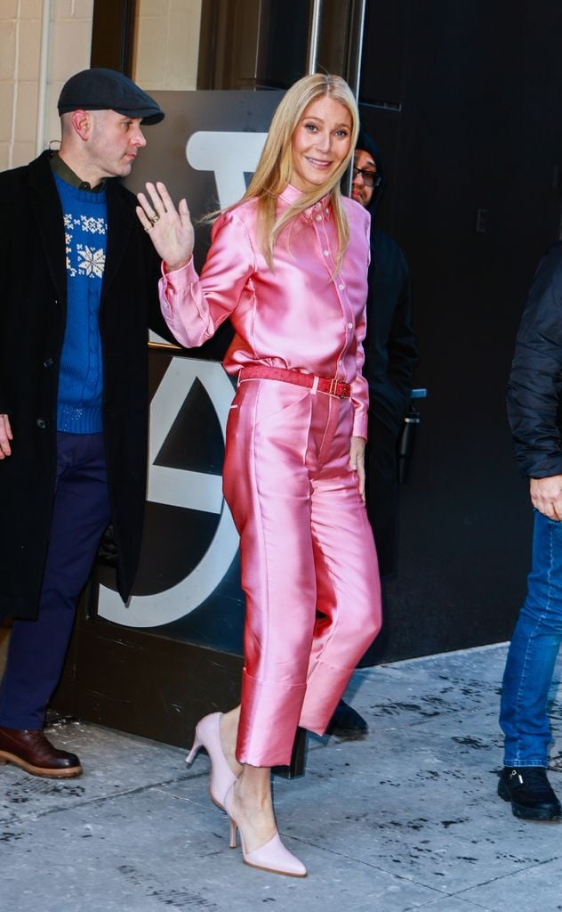 Gwyneth Paltrow saliendo de 'Good Morning America', NY, 2025.