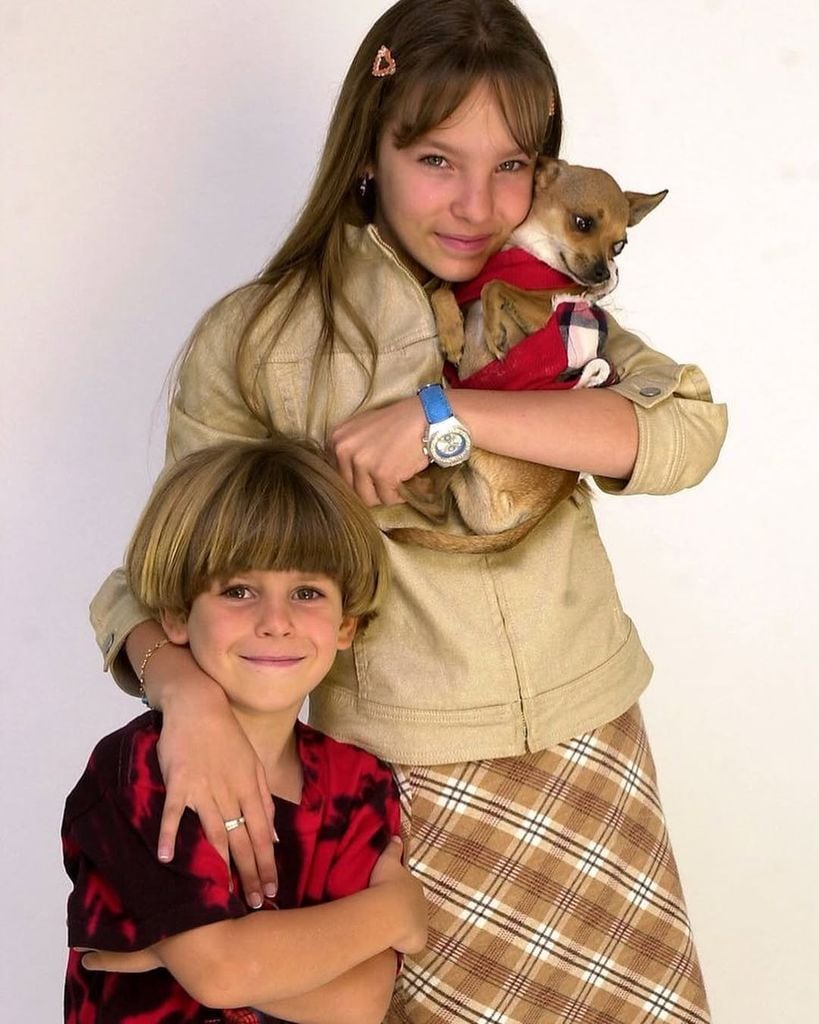 Ignacio es el hermano menor de Belinda 