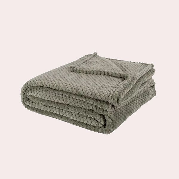 HIDA Manta de Polar Texturizada Verde Salvia Maisons du Monde