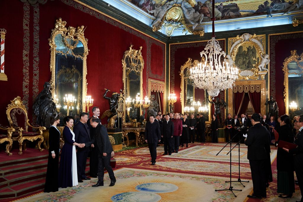 La cena de gala ofrecida por los Reyes a la pareja presidencial china en el Palacio Real