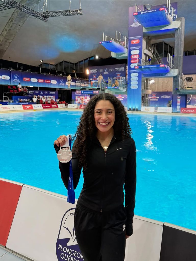 Hace unos días, la clavadista regresó a casa con una medalla de plata, tras su participación en la Copa del Mundo de Montreal 