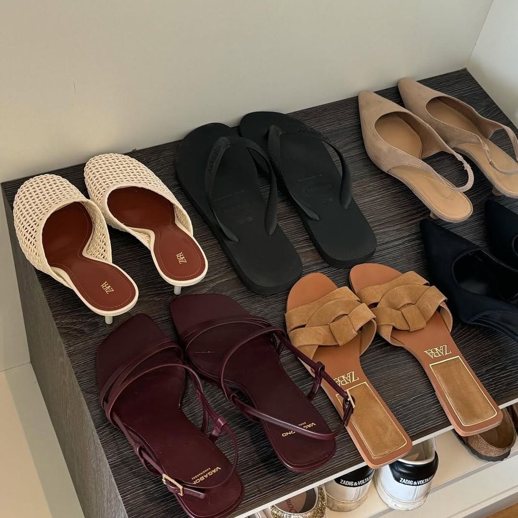Los zapatos de Zara que ha comprado la princesa Leah Isadora Behn en sus vacaciones en España