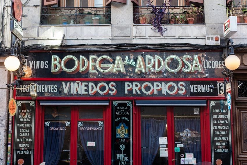 fachada-bodega-ardosa