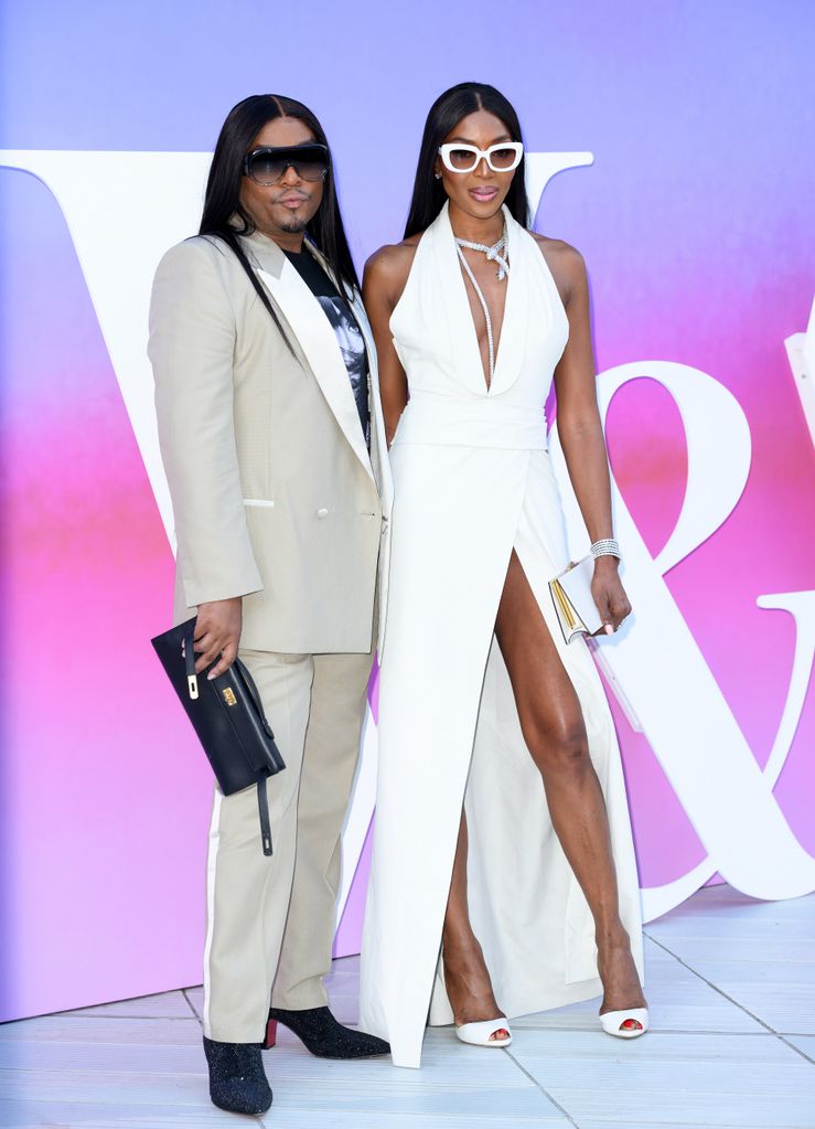 Law Roach y Naomi Campbell en la fiesta del verano de V&A en Londres