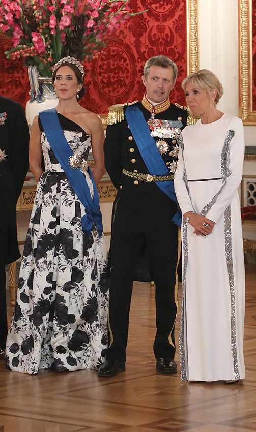 Mary de Dinamarca y Brigitte Macron