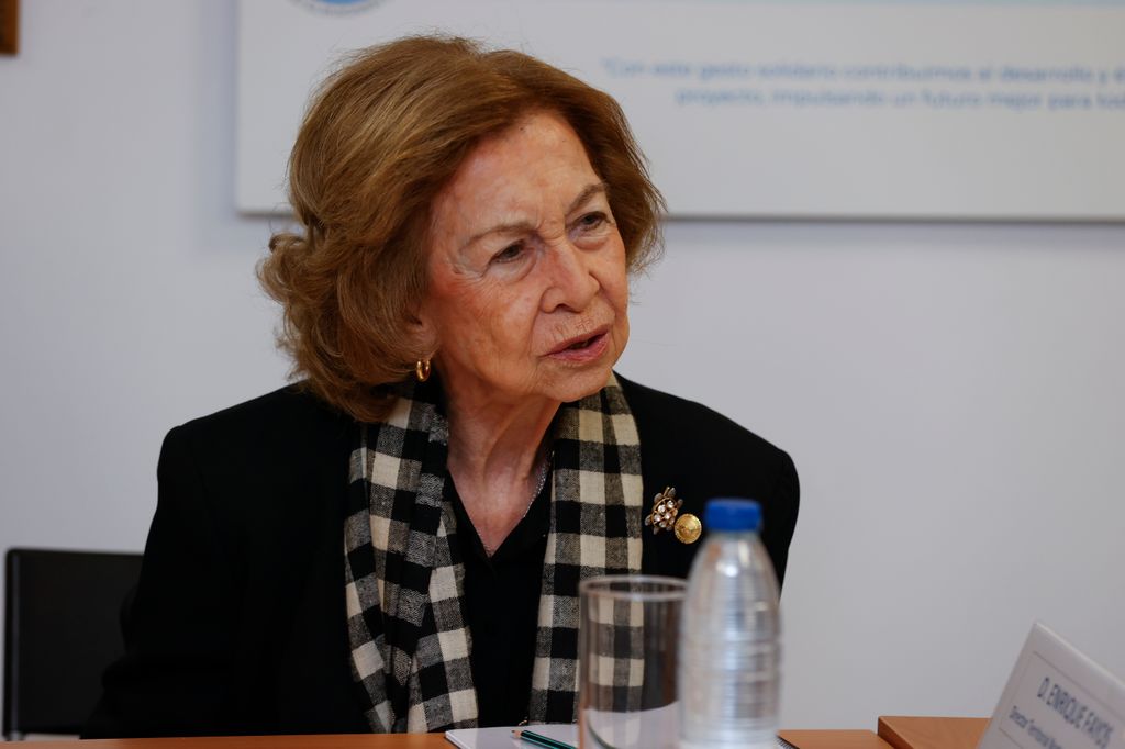 La reina Sofía retoma su agenda en Bilbao tras el fallecimiento de su hermana Irene