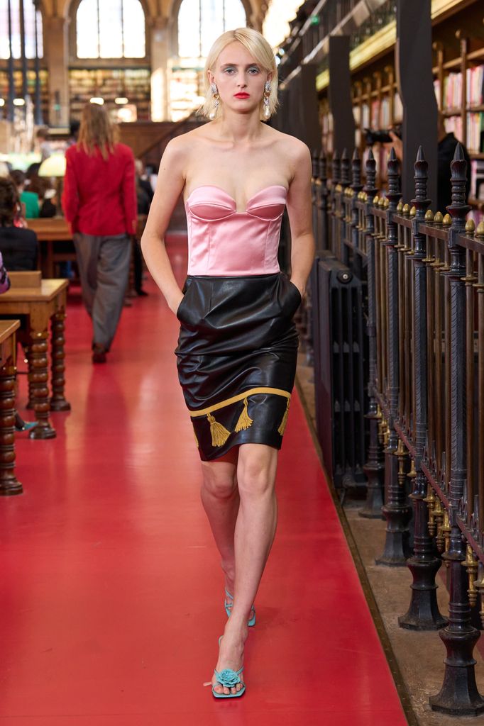 Paris Fashion Week: desfile de Valentino (Primavera/Verano 2027)