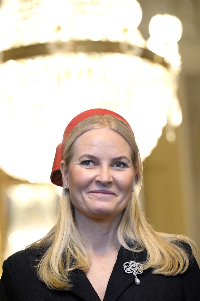 Mette-Marit de Noruega regresa a la vida oficial después de 56 días, del juicio contra su hijo y de su escándalo con Jeffrey Epstein