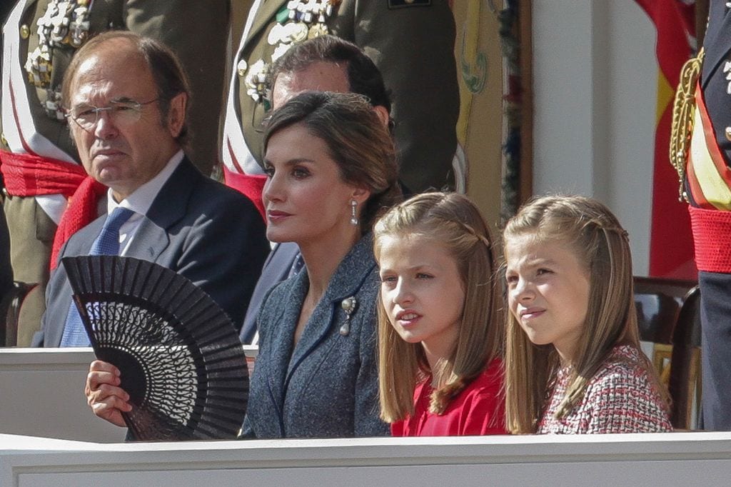 Reina Letizia, la princesa Leonor y la infanta Sofía el 12 de octubre de 2017