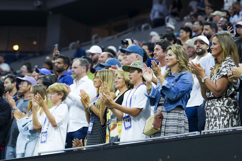 Los hijos de Roger y Mirka Federer han sorprendido por lo mucho que han crecido: las gemelas Myla Rose y Charlene Riva ya tienen 17 años, mientras que Leo y Lenny, también gemelos, tienen 12