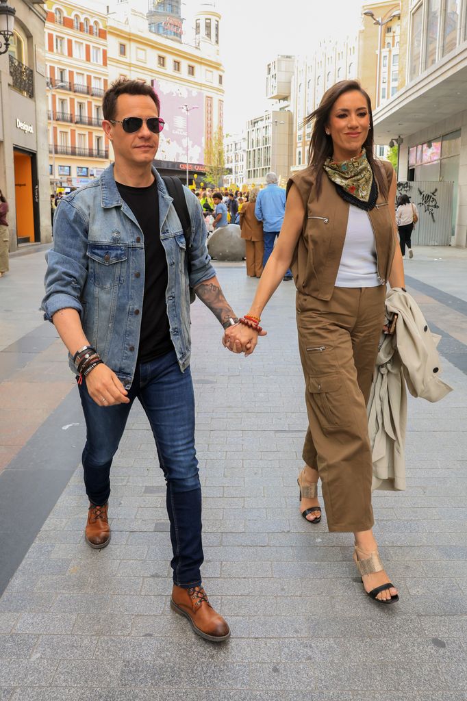 La pareja afronta con emoción y nervios el que será su primer gran acto conjunto ante cerca de 80.000 fieles