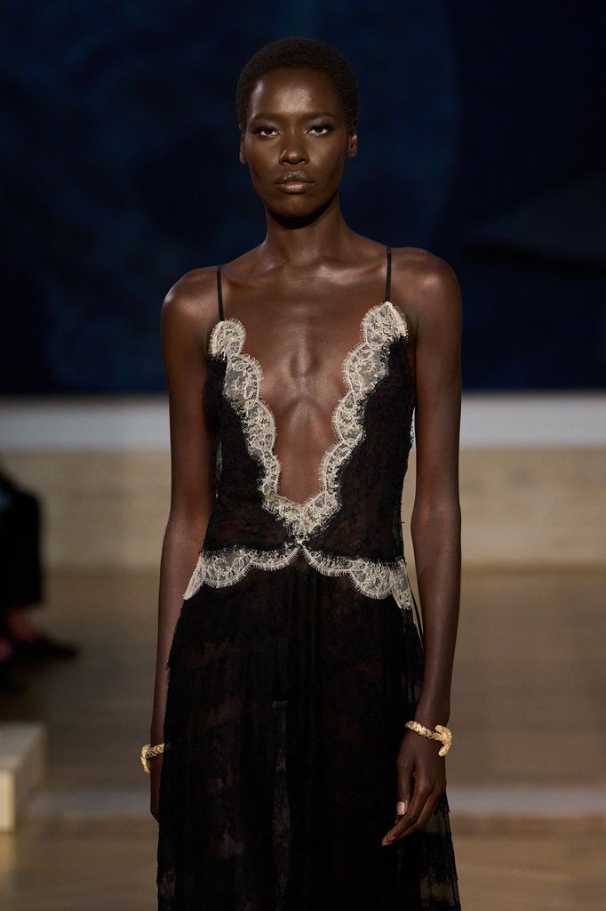 Look 69 Fendi HC26