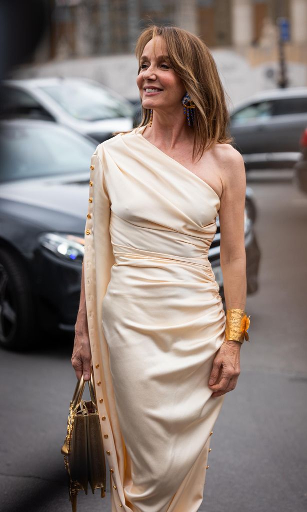 street style paris fashion week haute couture fall winter 2023 2024 day one
