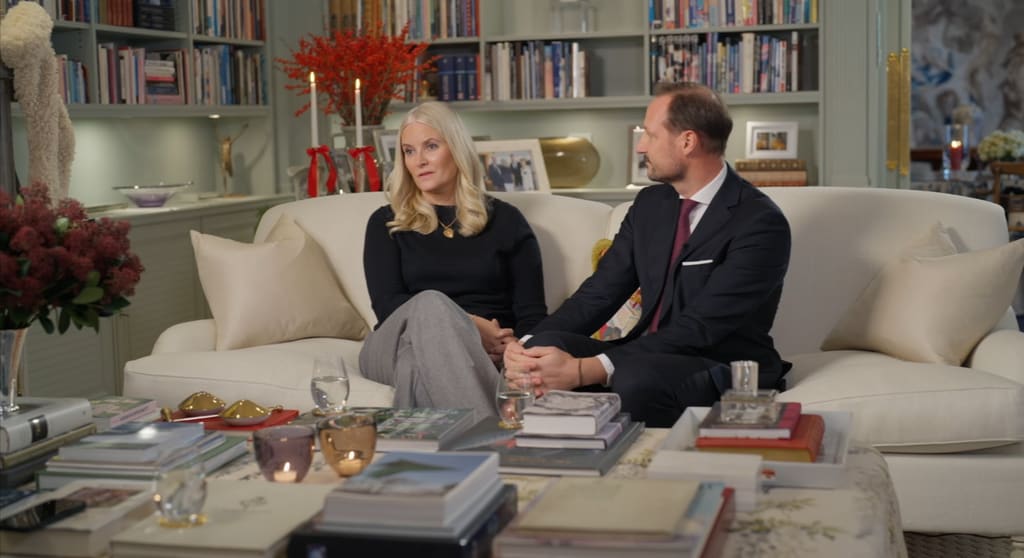 Haakon y Mette-Marit de Noruega en la tradicional entrevista de balance de año que conceden en la cadena pública noruega NRK