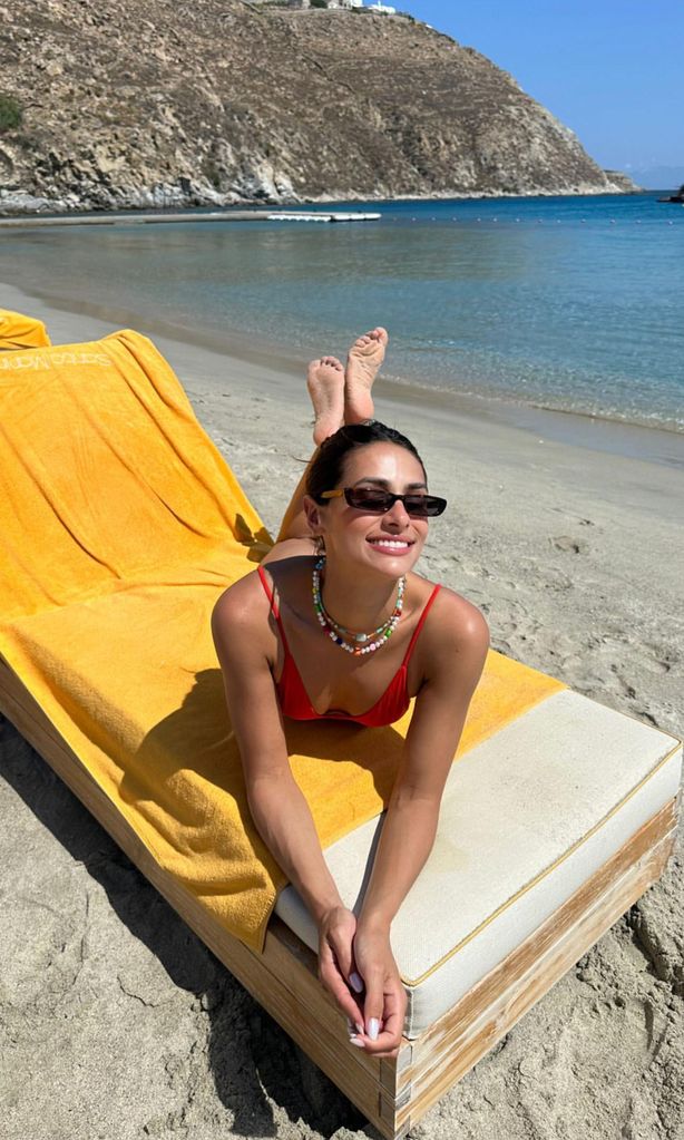 diego boneta y renata notni de vacaciones en grecia